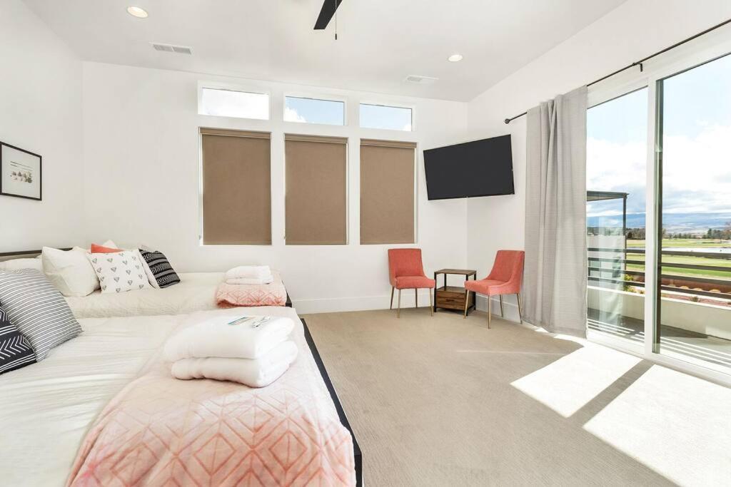 Villa 18 - 4 Bedroom! Year Round Heated Pool & Hot Tub! Games! Golf! Tennis! St. George Exteriér fotografie